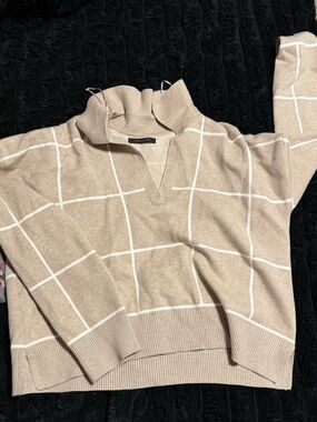 Tahari Beige & White Windowpane Cowl Neck Sweater